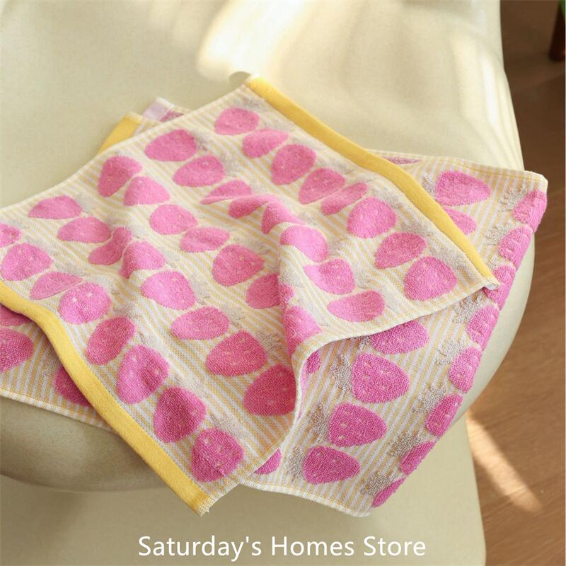 Cloth Face Mask Washable - Weiches Gesichtshandtuch aus Baumwolle der Erdbeer-Serie